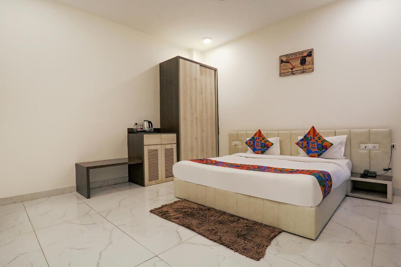 Fabhotel Ab Inn Huda City Center 古尔冈 外观 照片