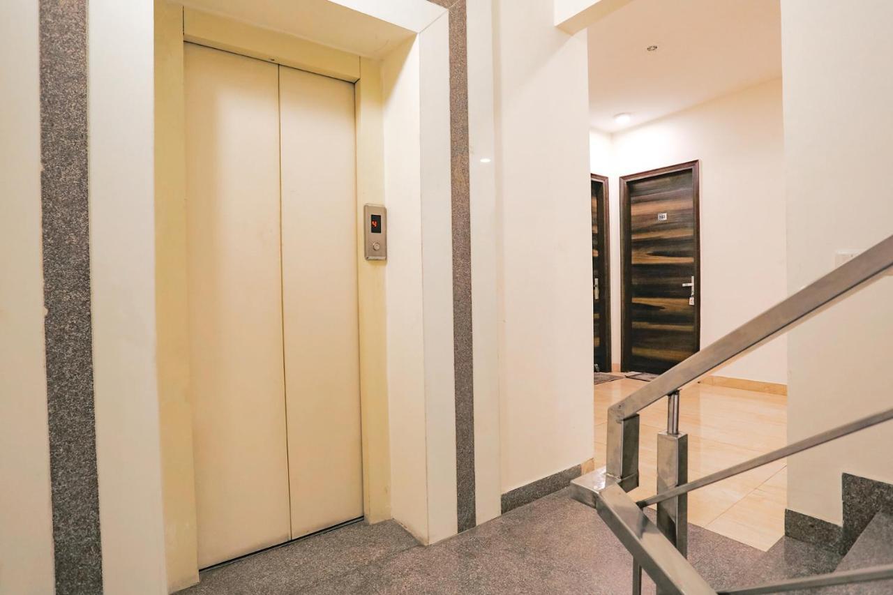 Fabhotel Ab Inn Huda City Center 古尔冈 外观 照片